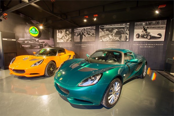 LOTUS MOTOREAL